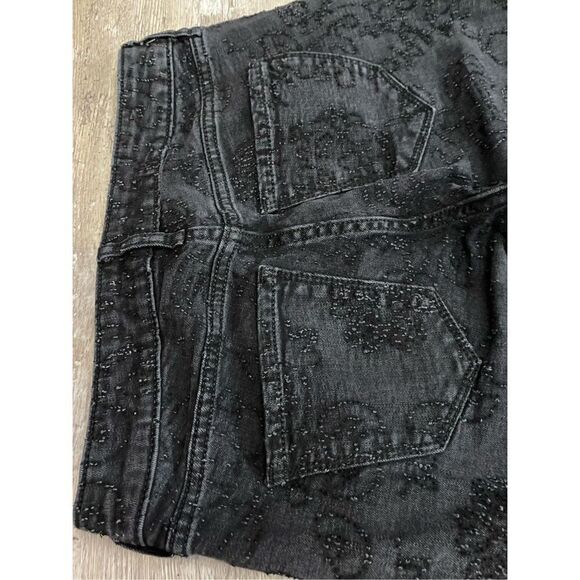 William Rast Stretch Perfect Skinny Jean Textured Black Sculpting Uplift Size 26 - Picture 8 of 8